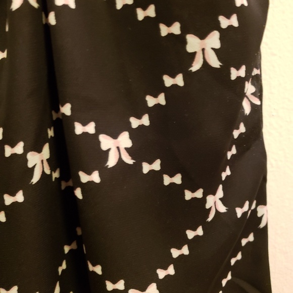 Cap sleeved blouse - Picture 4 of 5